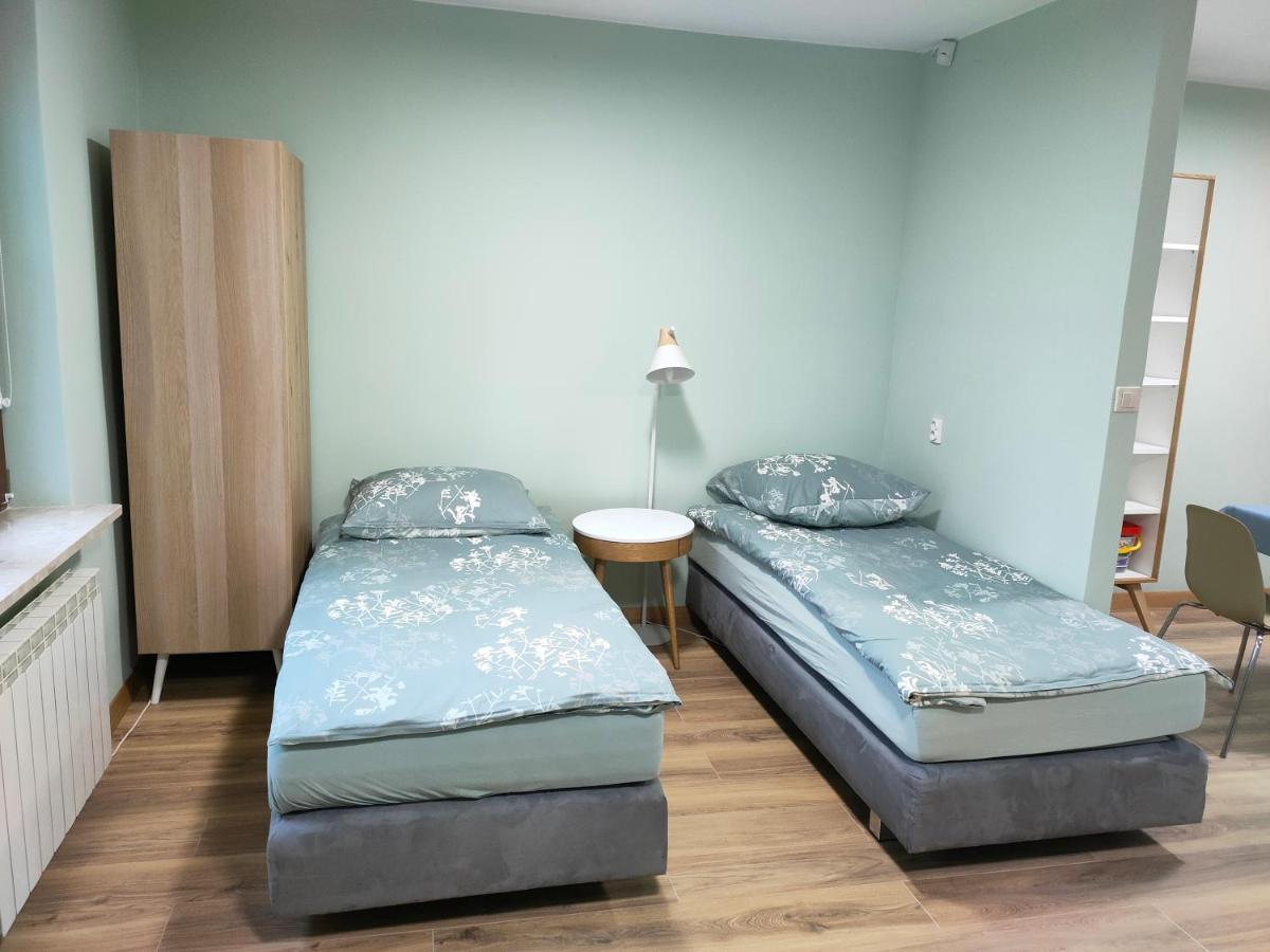 Albatros Room With Bathroom Варшава Экстерьер фото